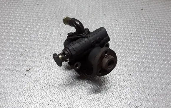 Skoda Octavia Mk1 (1U) Power steering pump