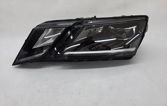Skoda Octavia Mk3 (5E) Headlight/headlamp 5E1941015E SP5E1941015E
