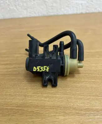 Volkswagen Golf VII Engine mount vacuum valve 1K0906627B D5958