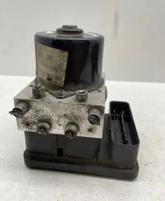 Ford Focus ABS Pump 00001395G1 10096001153 YU5C30F50