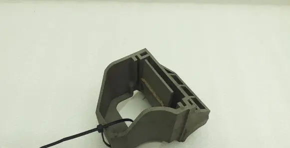 BMW 1 E81 E87 Radiator mount bracket