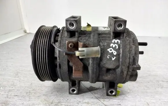 Volvo S40, V40 Air conditioning (A/C) compressor (pump) 8708581
