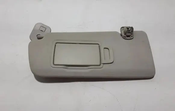 Sun visor