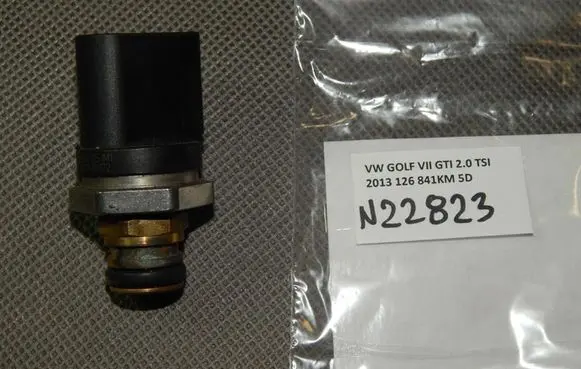 Fuel pressure sensor
