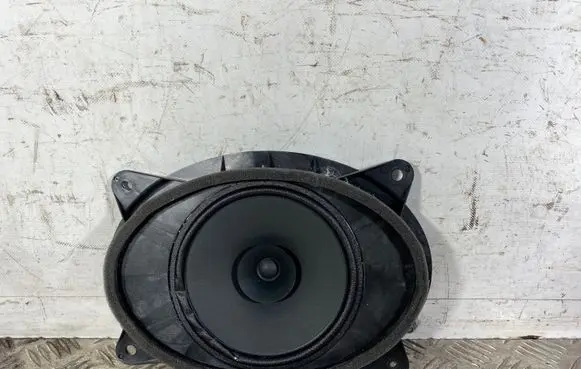 Subaru Forester SK Front door speaker 8MN12F