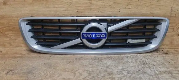 Volvo V50 Front bumper upper radiator grill 31290757