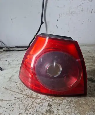 Volkswagen Golf V Rear/tail lights