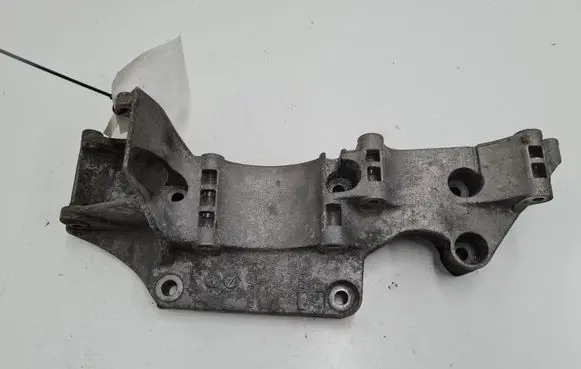 Volkswagen Sharan Generator/alternator bracket 045903143C