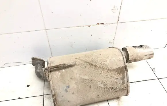 Subaru Legacy Rear muffler/silencer tail pipe 