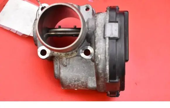 Volvo S40 Throttle body valve 9673534480
