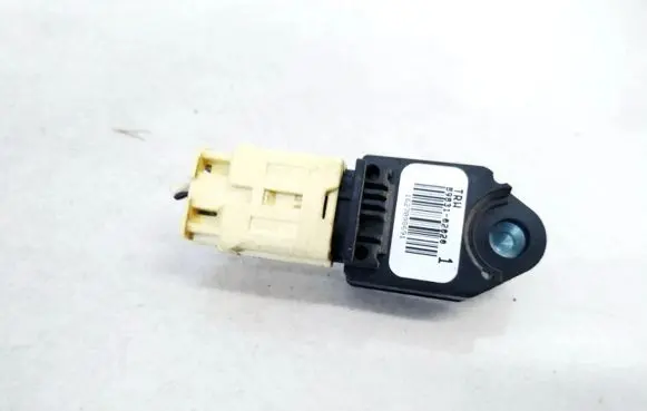 Toyota Aygo AB10 Airbag deployment crash/impact sensor 8983102020 89831-02020