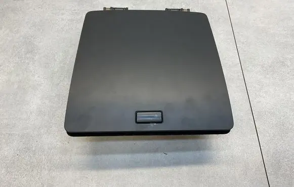 Volkswagen Touran II Glove box 1T2857921E