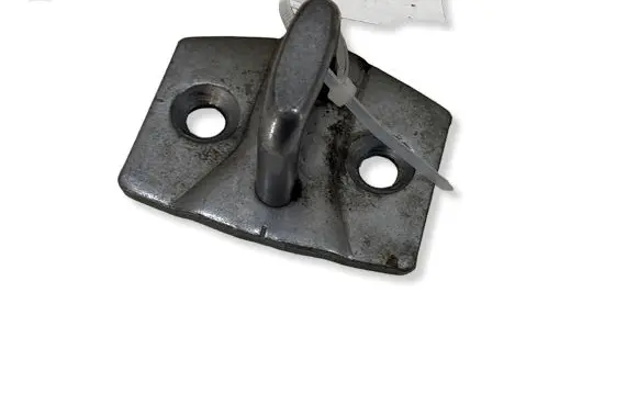 BMW 1 F20 F21 Rear door lock loop/hook striker 731254