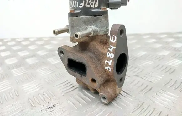 Nissan Pathfinder R51 EGR valve
