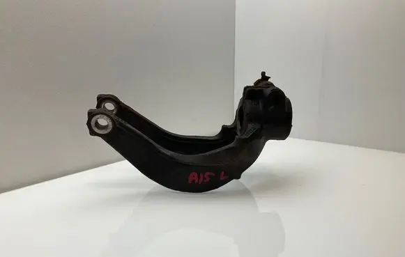 BMW X5 E70 Lower shock absorber bracket 6775086