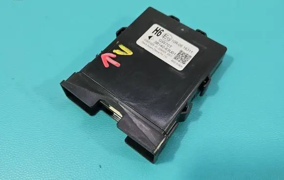 Suzuki Vitara (LY) Central body control module 3B140-63U01 IMPRK1501108