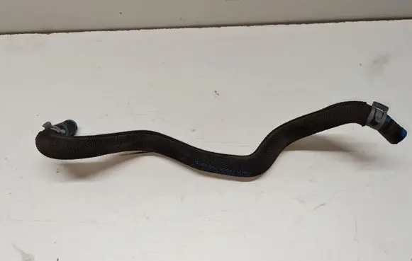Mercedes-Benz C W204 Engine coolant pipe/hose A6512000358