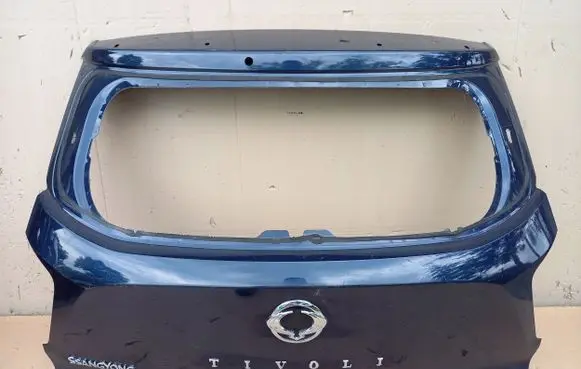 SsangYong Rodius Tailgate/trunk/boot lid