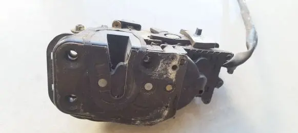 Mazda 626 Rear door lock