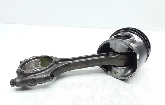 Volvo V60 Piston with connecting rod 81L123