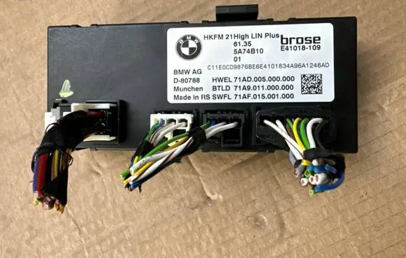BMW X5 G05 Tailgate/trunk control unit/module 5A74B10 71FF015001000