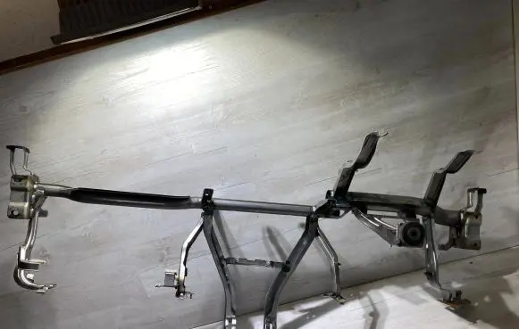 BMW X1 F48 F49 Dashboard cross member/frame bar 9296846