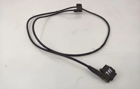 Mercedes-Benz E W211 Front ABS sensor wiring 