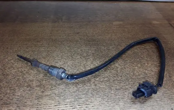 BMW X5 E70 Exhaust gas temperature sensor 2656001902