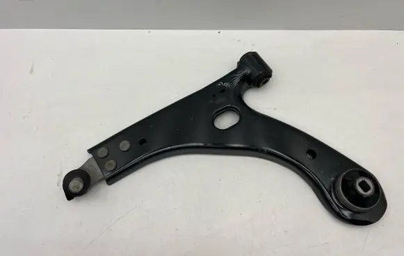 Front lower control arm/wishbone