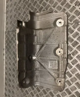 Exhaust heat shield