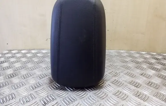 KIA Sportage Armrest 846803W910