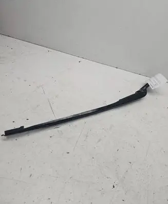 Audi Q7 4L Front wiper blade arm 178832