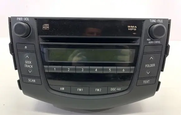 Radio/CD/DVD/GPS head unit