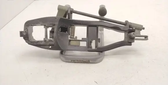 BMW 3 E46 Front door exterior handle/bracket 51218253454