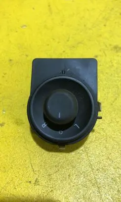 Opel Zafira C Wing mirror switch 13271827