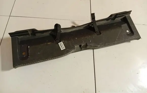Other trunk/boot trim element