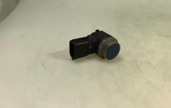 Renault Trafic III (X82) Parking PDC sensor 284429973R 1503151324 303959