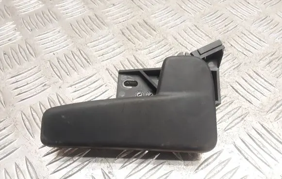 Volkswagen PASSAT B7 Engine bonnet (hood) release handle 3C2823633