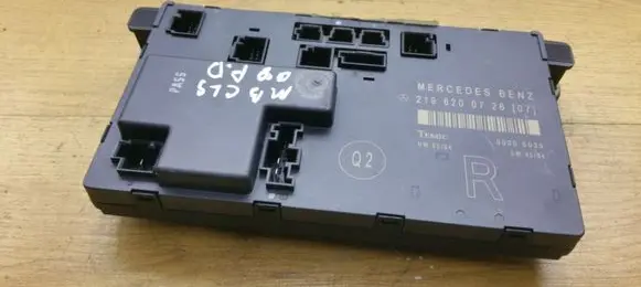 Mercedes-Benz CLS C219 Door control unit/module 2198200726