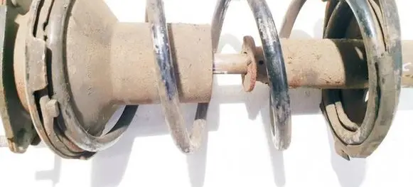 Toyota Carina T190 Front coil spring
