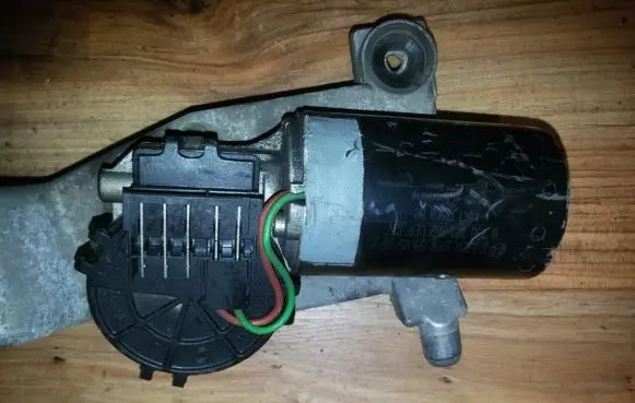 Wiper motor