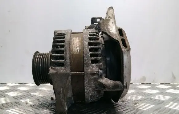 Honda CR-V Generator/alternator 1042101540 CS154