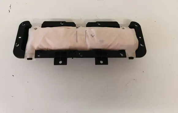 Mercedes-Benz GLE (W166 - C292) Knee airbag 1668600102