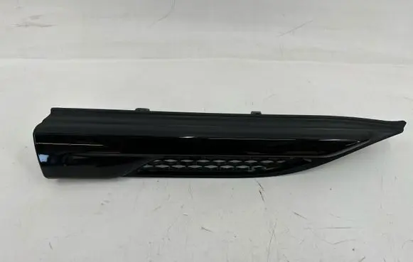 Land Rover Range Rover Evoque L538 Fender grill BJ32280B10