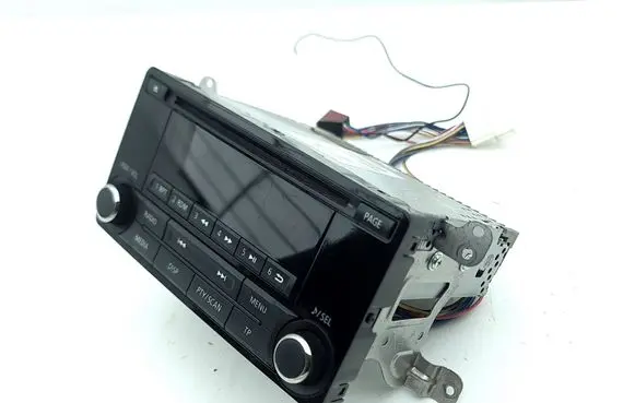 Mitsubishi Outlander Radio/CD/DVD/GPS head unit 8701A562 37017433