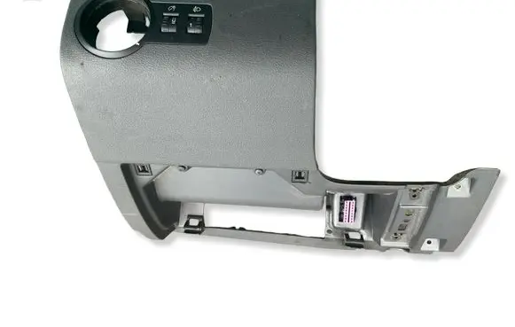 Volkswagen Touran I Dashboard lower bottom trim panel 1T1858365