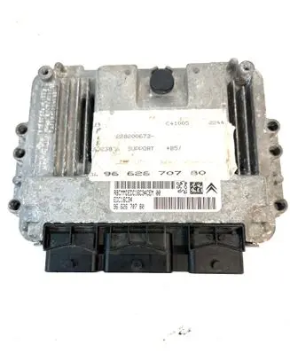 Citroen C4 I Engine control unit/module 0281011966 9662670780