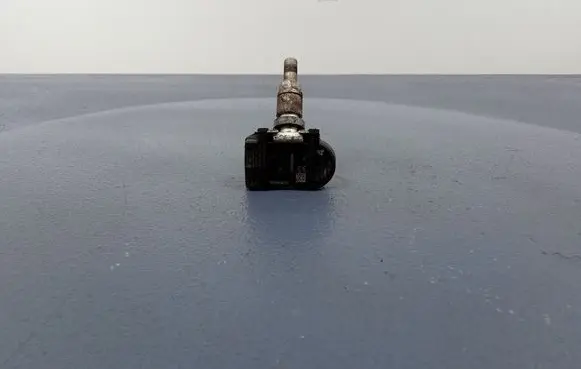 Nissan Qashqai Tire pressure sensor 407003VU0A