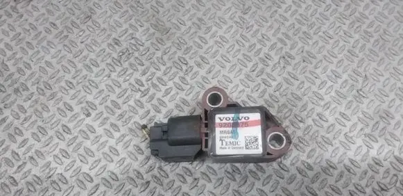 Volvo V50 Airbag deployment crash/impact sensor 9206975