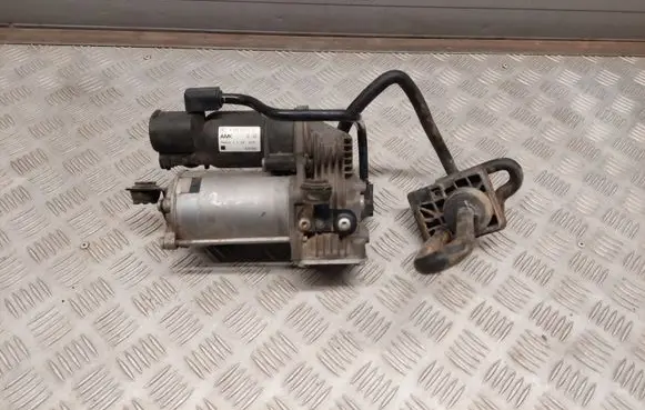 Mercedes-Benz S W222 Air suspension compressor/pump A2223200604